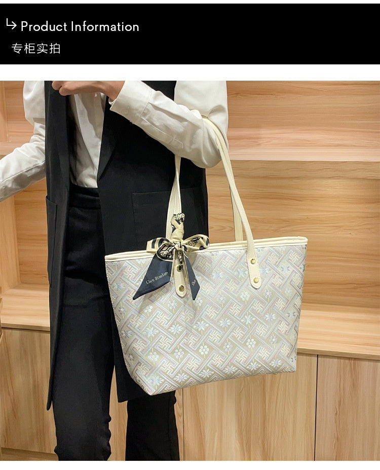 Commuting Large Capacity Tote 2026 Handbag New Chinese Style Brocade Shoulder Underarm Shopping Bag