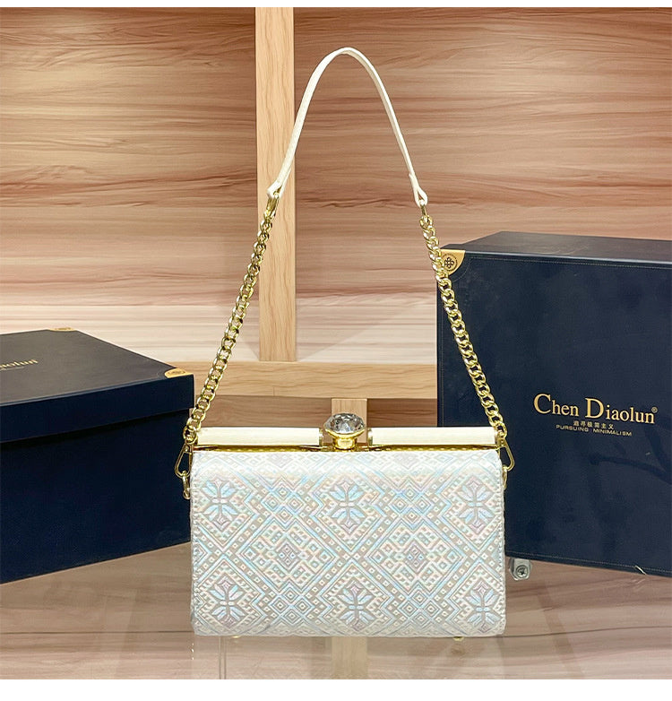 2026 New Model Diamond-Studded Box Embroidered Style Women's Chinese Single-Shoulder Underarm Evening Bag, Crossbody Bag