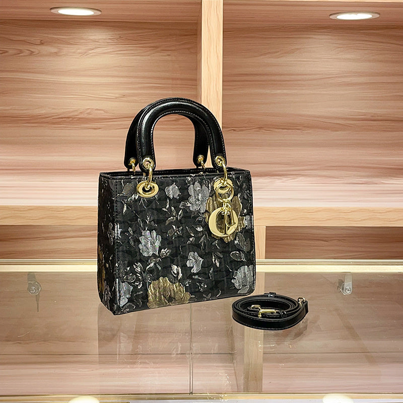 High-end Feel Foreign Trade Cross-border Handbag Princess Diana Style Women's 2025 New Trendy Color-blocking Niche Single Shoulder Crossbody Small Square Bag