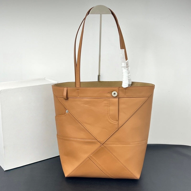 2026 Luojia New Top Layer Cowhide Foldable Geometric Large Capacity Genuine Leather Shoulder Fashion Tote Bag