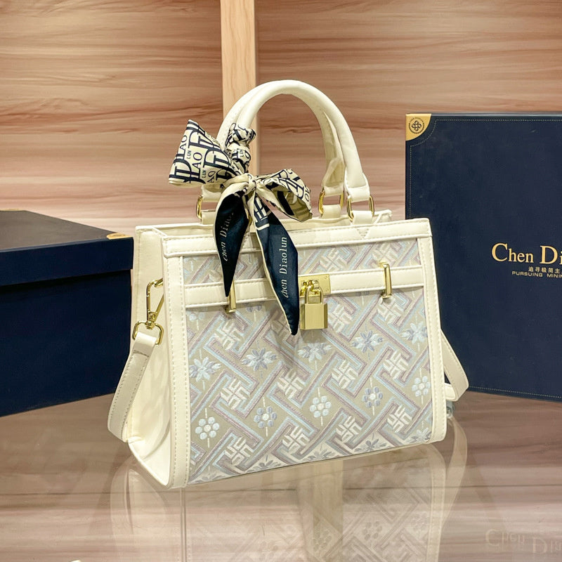 Elegant Chinese-style brocade tote large-capacity women's 2025 new Kelly bag, versatile handbag
