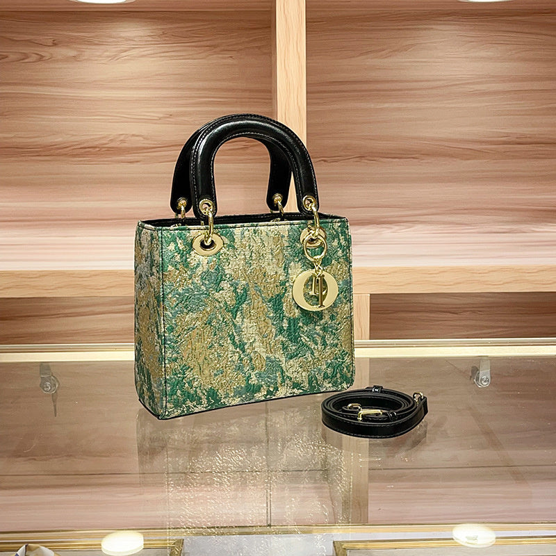 High-end Feel Foreign Trade Cross-border Handbag Princess Diana Style Women's 2025 New Trendy Color-blocking Niche Single Shoulder Crossbody Small Square Bag