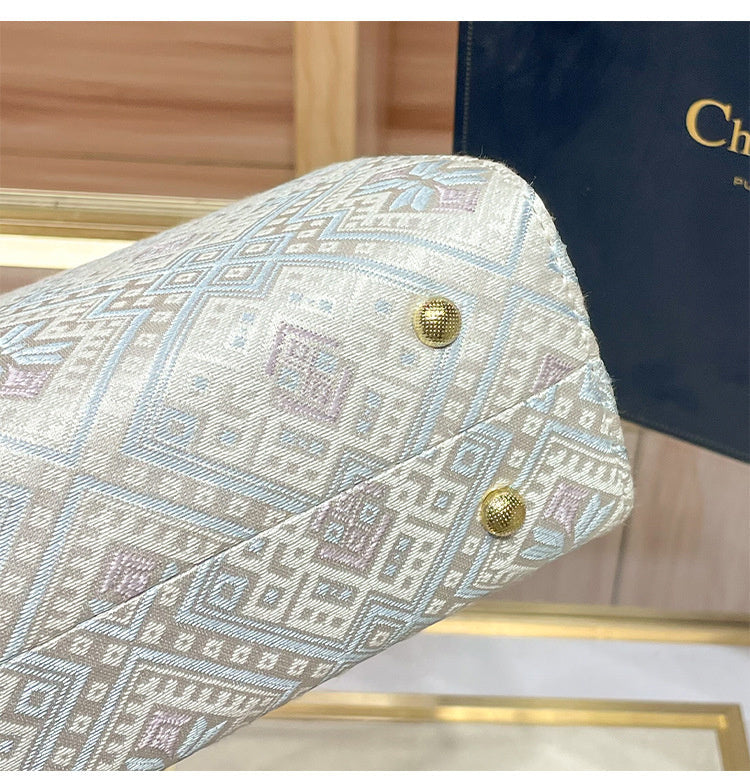 2026 New Model Diamond-Studded Box Embroidered Style Women's Chinese Single-Shoulder Underarm Evening Bag, Crossbody Bag