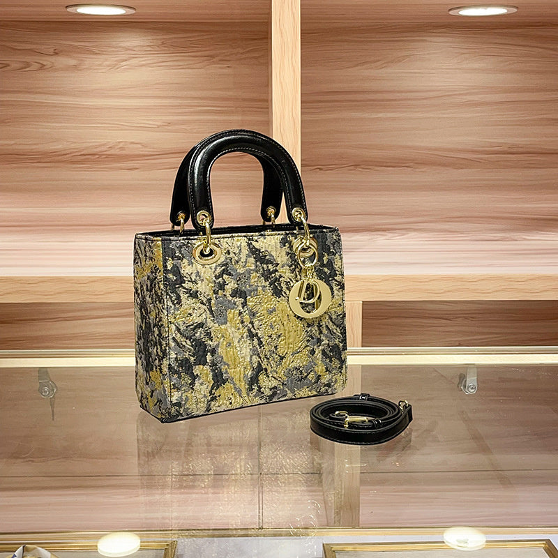 High-end Feel Foreign Trade Cross-border Handbag Princess Diana Style Women's 2025 New Trendy Color-blocking Niche Single Shoulder Crossbody Small Square Bag