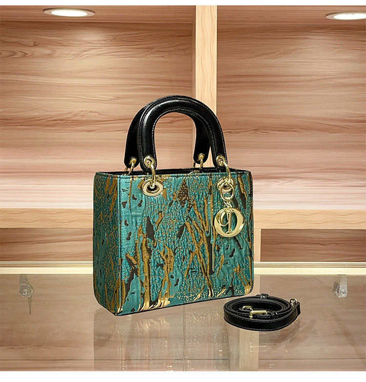 High-end Feel Foreign Trade Cross-border Handbag Princess Diana Style Women's 2025 New Trendy Color-blocking Niche Single Shoulder Crossbody Small Square Bag