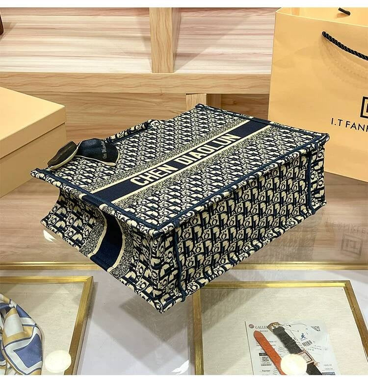 Handheld Tote for Women 2026 New Trendy Document Basket Embroidery High-end Large Capacity Commuting Shopping Bag