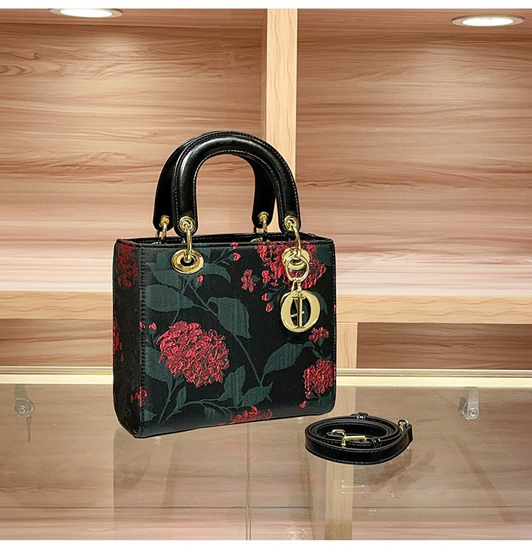 High-end Feel Foreign Trade Cross-border Handbag Princess Diana Style Women's 2025 New Trendy Color-blocking Niche Single Shoulder Crossbody Small Square Bag