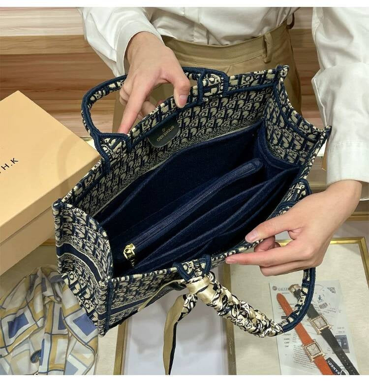 Handheld Tote for Women 2026 New Trendy Document Basket Embroidery High-end Large Capacity Commuting Shopping Bag