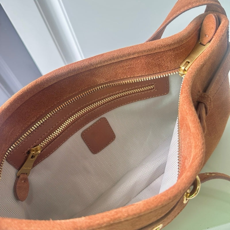 Miu Sheepskin Underarm Suede Commuter Vintage Handbag Shoulder Baguette High-Quality Texture Tote Bag