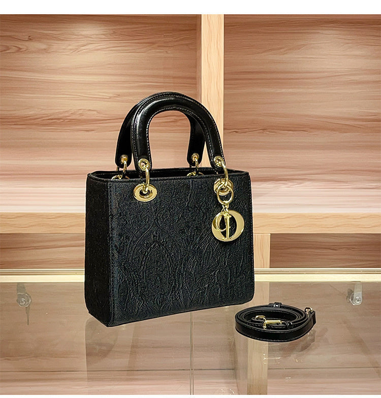 High-end Feel Foreign Trade Cross-border Handbag Princess Diana Style Women's 2025 New Trendy Color-blocking Niche Single Shoulder Crossbody Small Square Bag