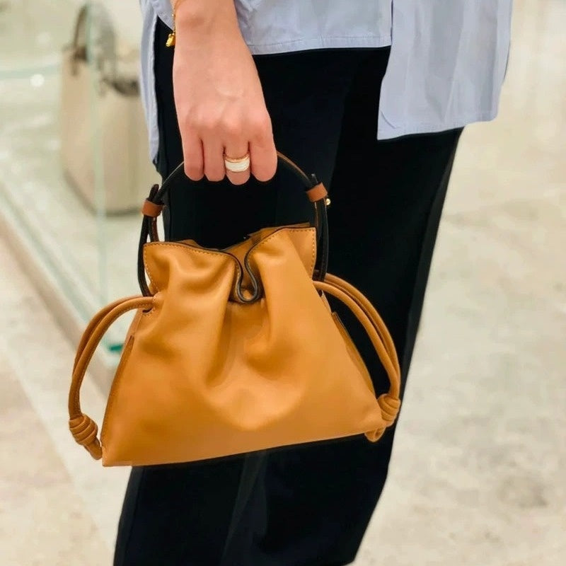 Luo's High-End Handheld Lucky Mini Small Bucket Drawstring Soft Genuine Leather Cloud Crossbody Women's Bag
