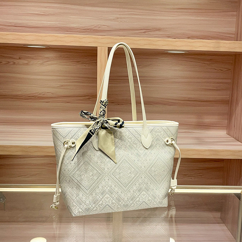 Commuting Large Capacity Tote 2026 Handbag New Chinese Style Brocade Shoulder Underarm Shopping Bag