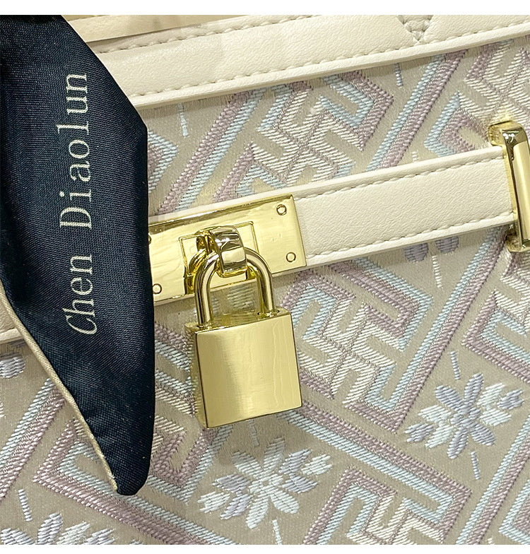 Elegant Chinese-style brocade tote large-capacity women's 2025 new Kelly bag, versatile handbag