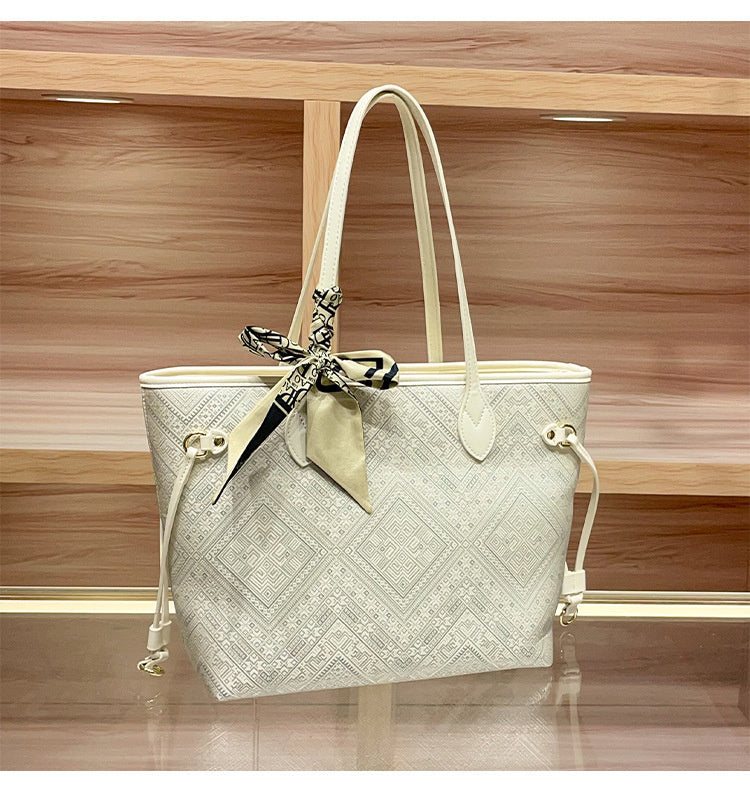 Commuting Large Capacity Tote 2026 Handbag New Chinese Style Brocade Shoulder Underarm Shopping Bag