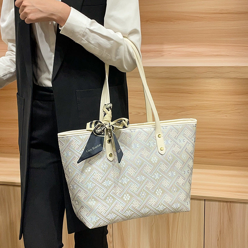 Commuting Large Capacity Tote 2026 Handbag New Chinese Style Brocade Shoulder Underarm Shopping Bag