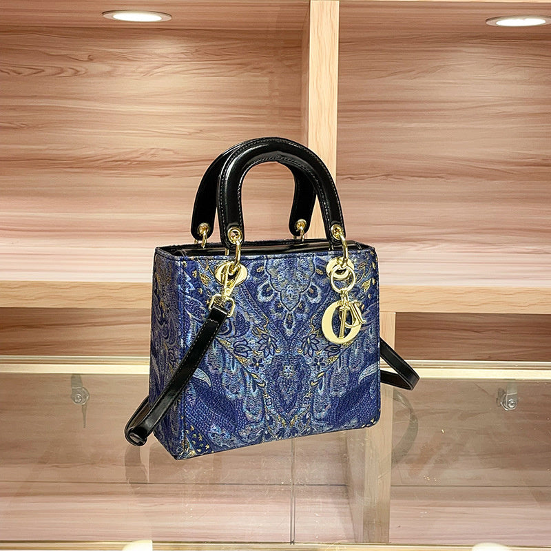 High-end Feel Foreign Trade Cross-border Handbag Princess Diana Style Women's 2025 New Trendy Color-blocking Niche Single Shoulder Crossbody Small Square Bag