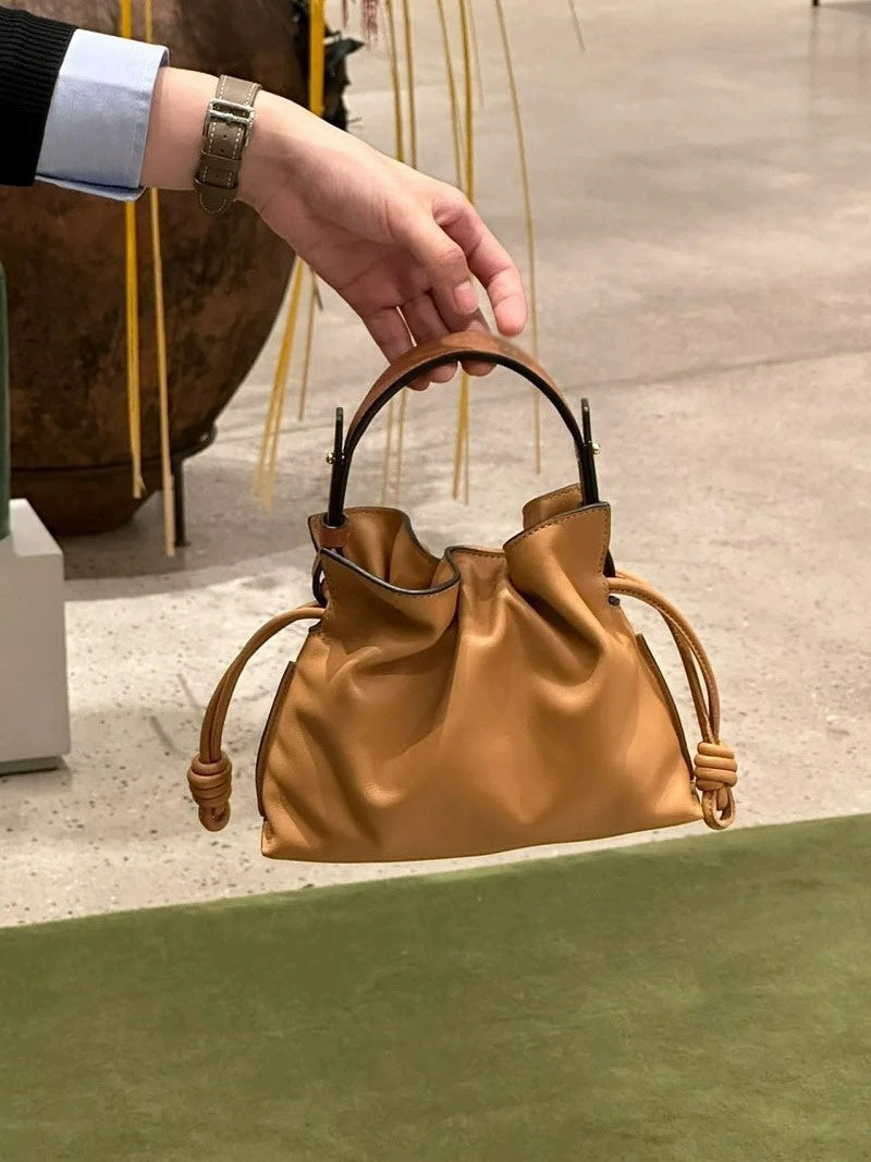Luo's High-End Handheld Lucky Mini Small Bucket Drawstring Soft Genuine Leather Cloud Crossbody Women's Bag
