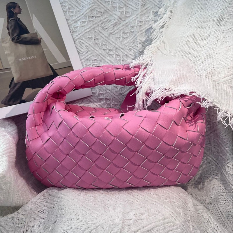 Cross-Border Hot Sale New Genuine Hand-Woven 2025 Cloud Soft Leather Wrinkled Dumpling Versatile Handheld Women's Bag