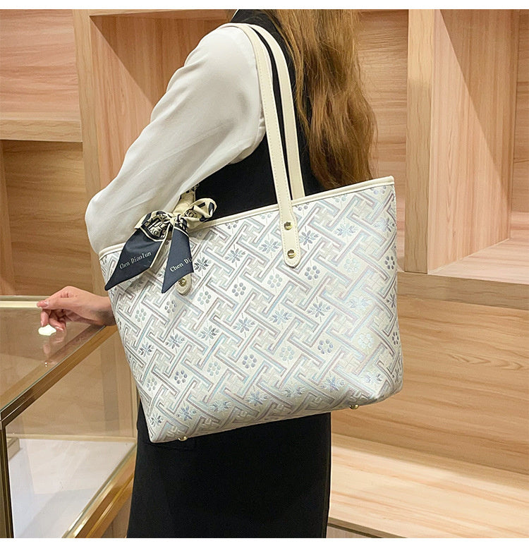 Commuting Large Capacity Tote 2026 Handbag New Chinese Style Brocade Shoulder Underarm Shopping Bag