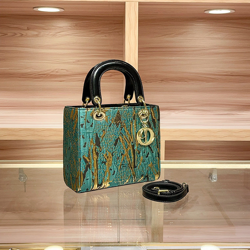 High-end Feel Foreign Trade Cross-border Handbag Princess Diana Style Women's 2025 New Trendy Color-blocking Niche Single Shoulder Crossbody Small Square Bag